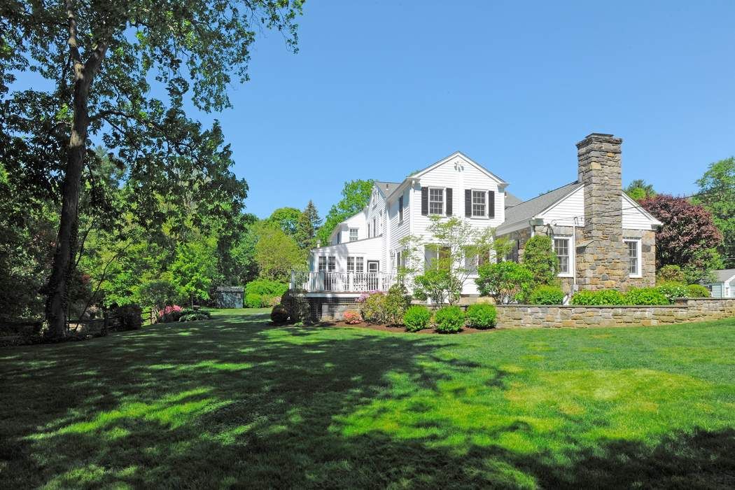 22 Echo Lane, Greenwich, CT 06830 Sotheby's International Realty, Inc.