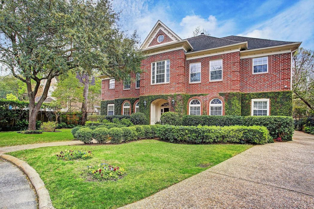 845 Sprucewood Lane, Hedwig Village, TX 77024 Martha Turner Sotheby's