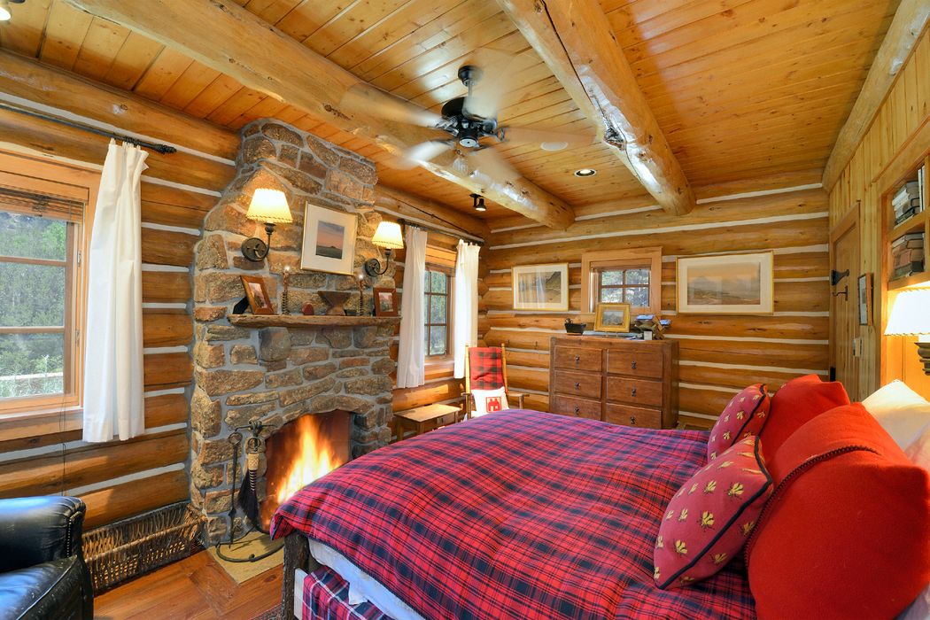 365 Calle Largo, San Jose, NM 87565 Sotheby's International Realty, Inc.