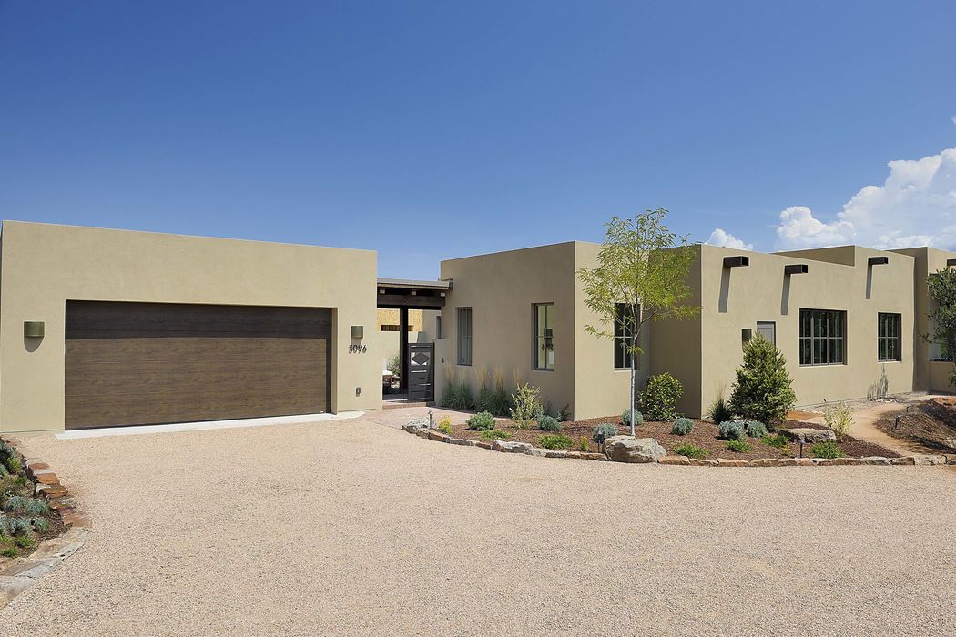 3098 Monte Sereno Drive, Santa Fe, NM 87506 Sotheby's International