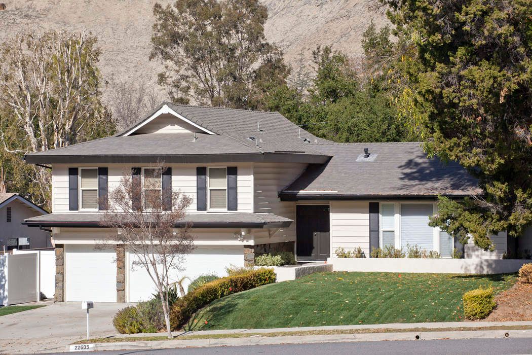 22605 Mulholland Drive, Woodland Hills, CA 91634 Sotheby's