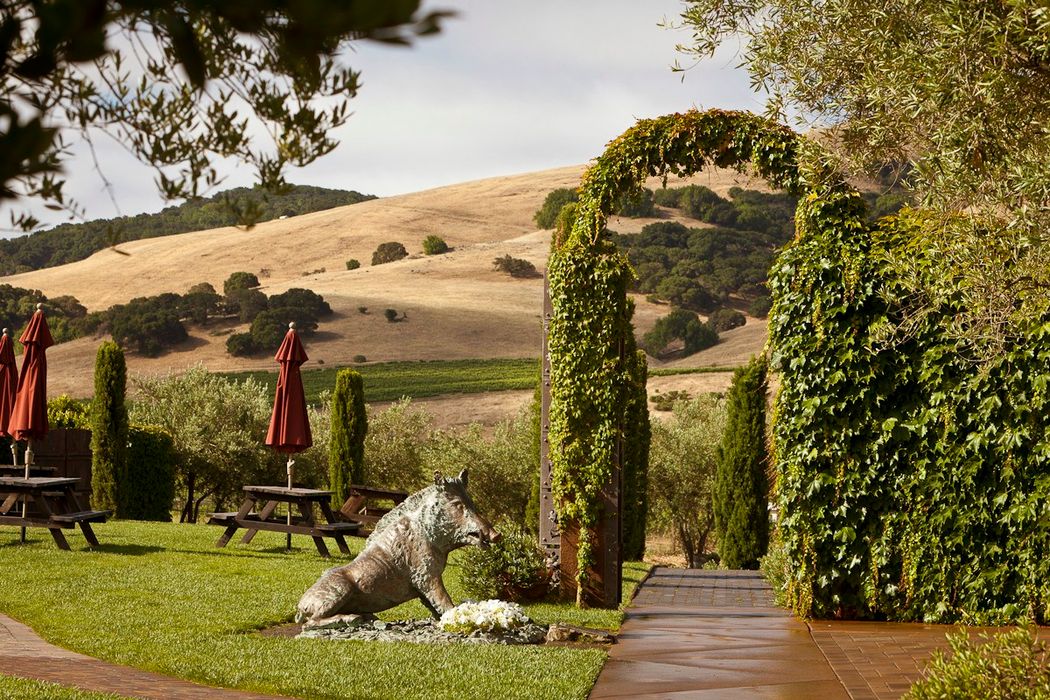 25200 Arnold Drive, Sonoma, CA 95476 Sotheby's International Realty, Inc.