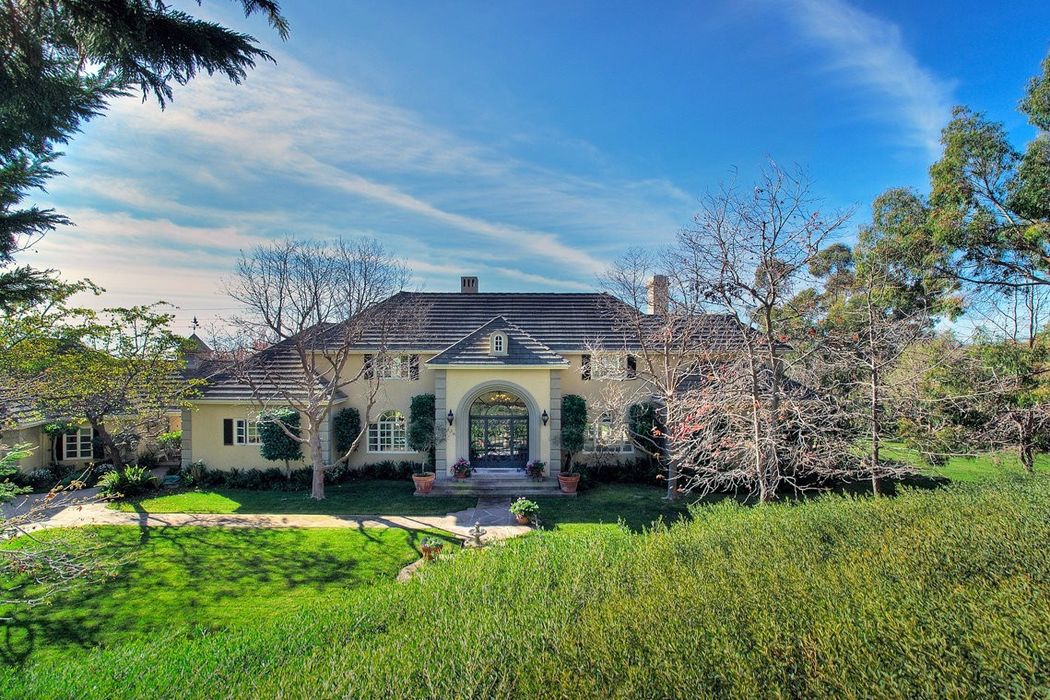 236 Las Entradas Drive, Santa Barbara, CA 93108 Sotheby's