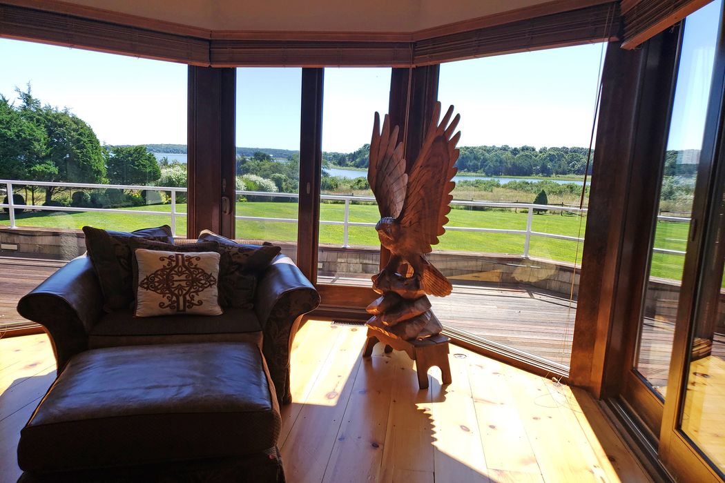 864 Springs Fireplace Road East Hampton Ny 11937 Sotheby S