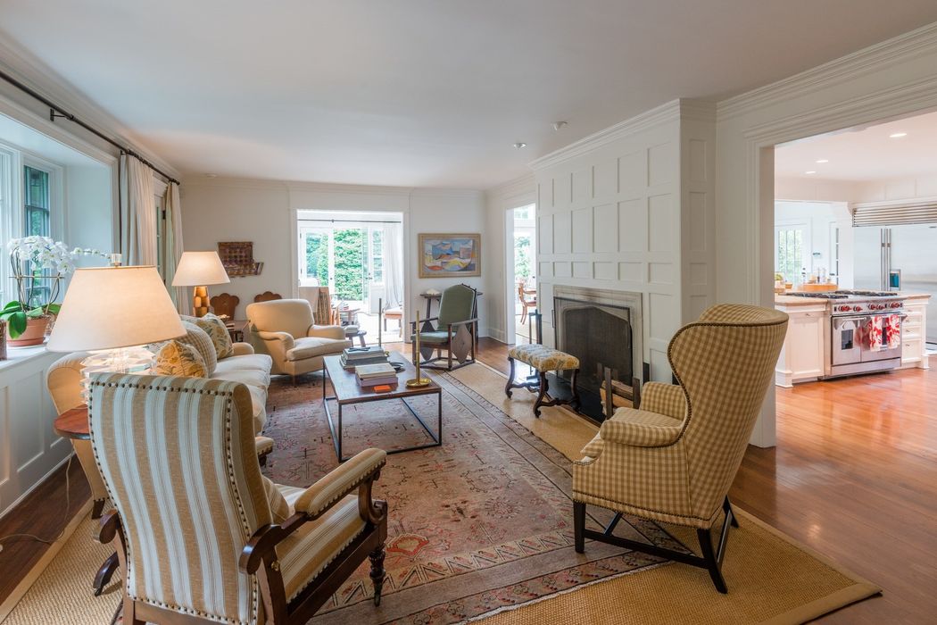 East Hampton Village East Hampton, NY 11937 Sotheby's International