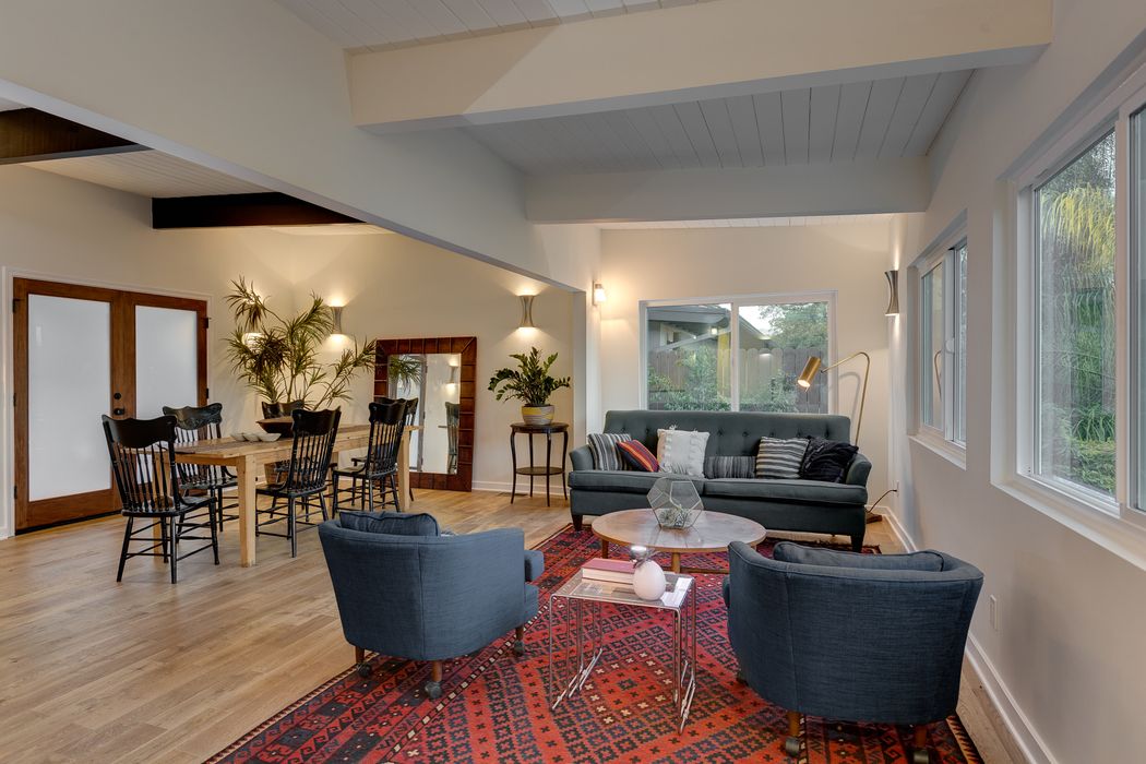 1042 Olancha Drive, Los Angeles, CA 90065 Sotheby's International Realty, Inc.