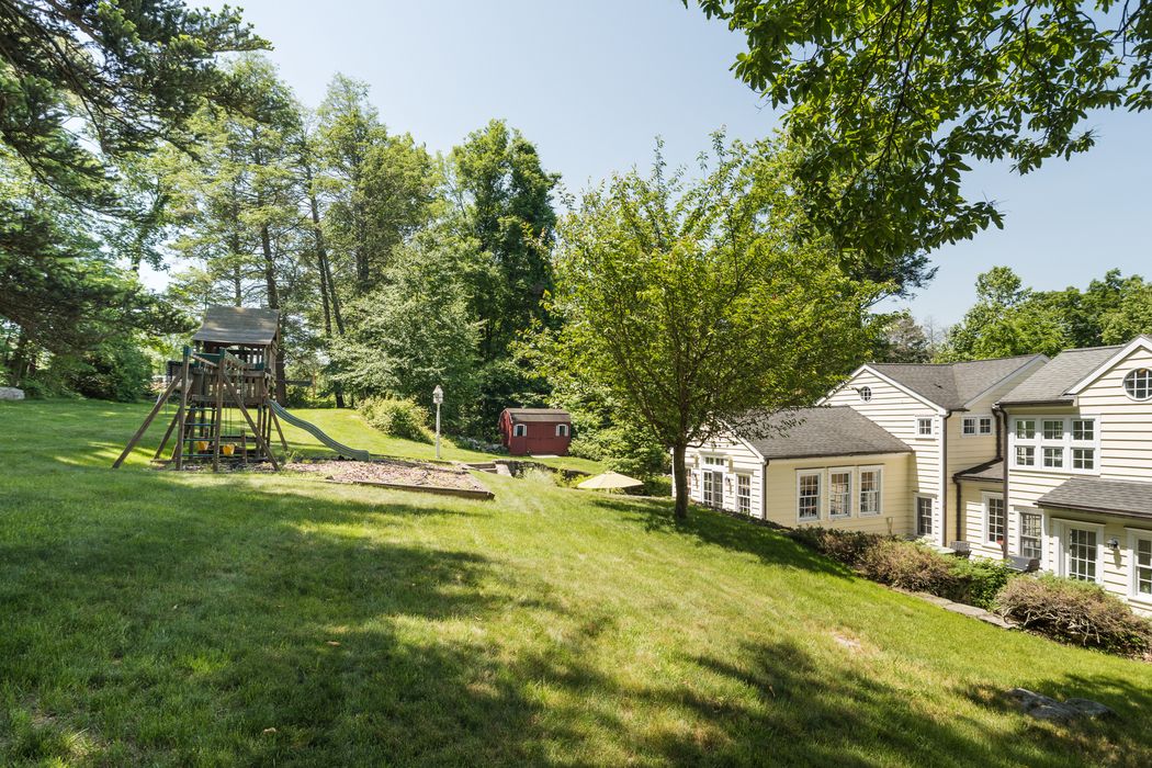 659 River Road, Cos Cob, CT 06807 Sotheby's International Realty, Inc.