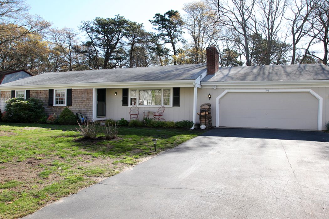198 Longview Drive, Centerville, MA 02532 Sotheby's International