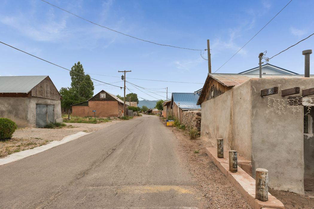 House 85 County Road 75, Truchas, NM 87578 Sotheby's International