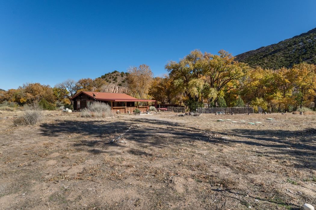 Embudo Station, Embudo, NM 87531 Sotheby's International Realty, Inc.