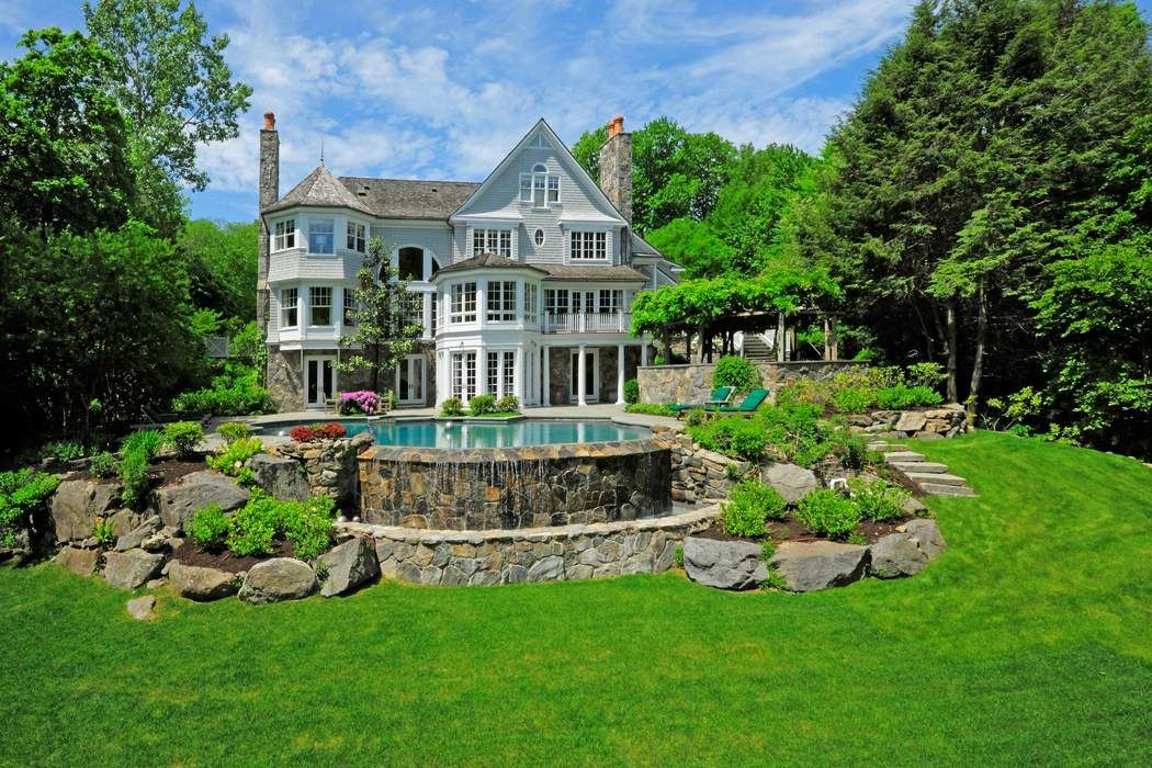 11 Laurel Lane, Greenwich, CT 06830 | Sotheby's International Realty, Inc.