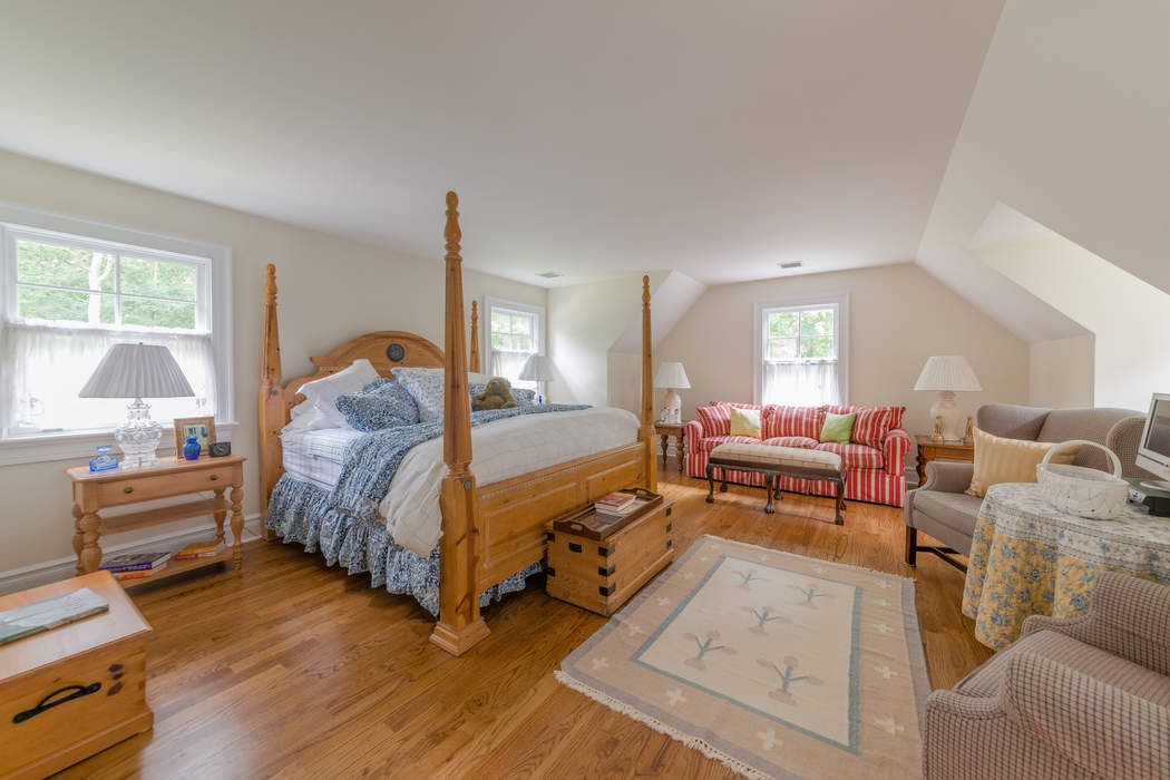 19 Bridge Hill Lane, Bridgehampton, NY 11932 Sotheby's International Realty, Inc.