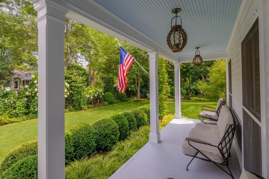 Sag Harbor Village, John Street Beauty Sag Harbor, NY 11963 Sotheby's