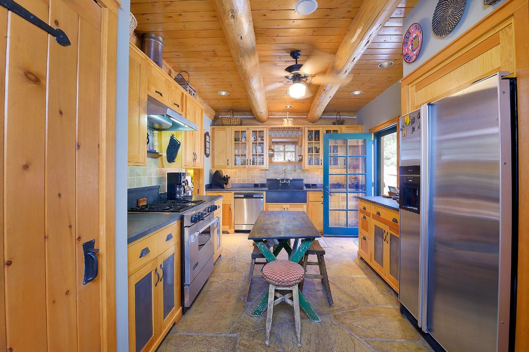 365 Calle Largo, San Jose, NM 87565 Sotheby's International Realty, Inc.