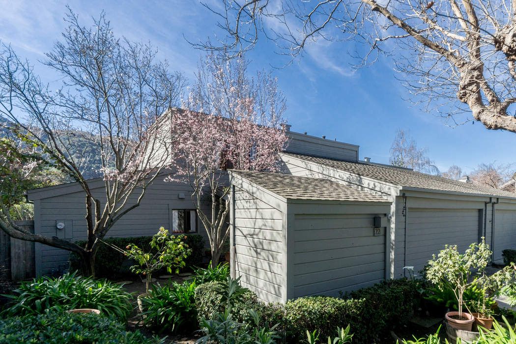 22 Woodside Place, Carmel Valley, CA 93924 Sotheby's International