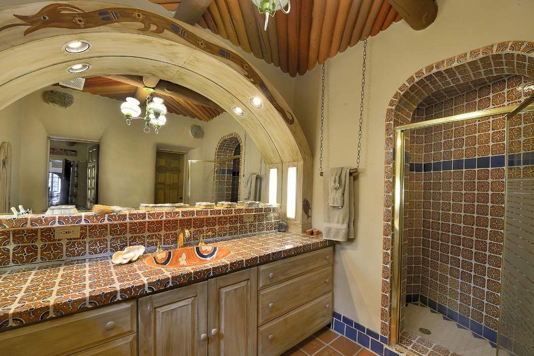 Turtle Walk, Taos, NM 87571 Sotheby's International Realty, Inc.