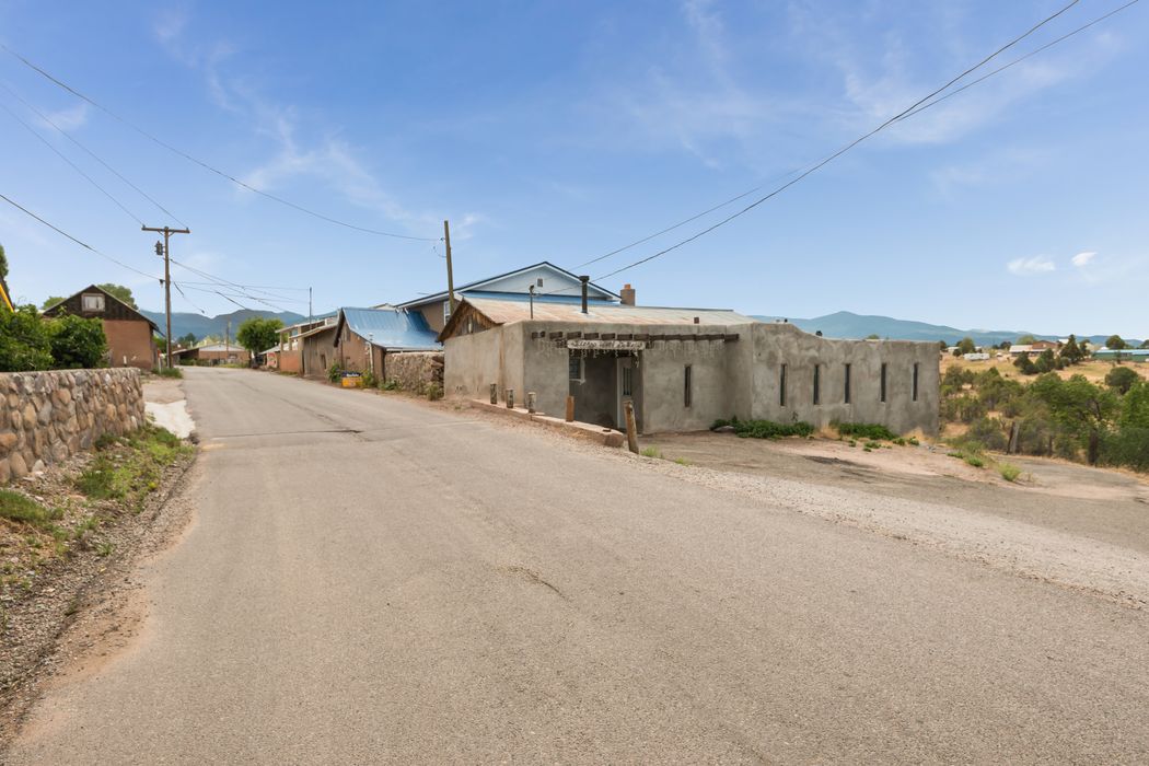 House 85 County Road 75, Truchas, NM 87578 Sotheby's International