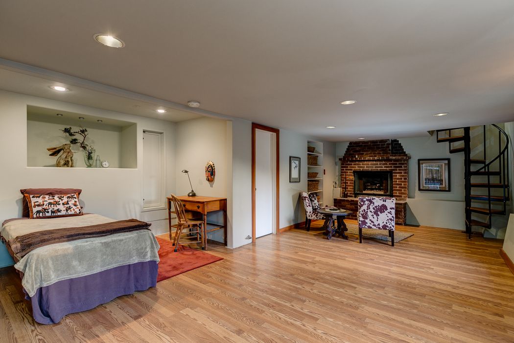 629 Alta Vista Drive, Sierra Madre, CA 91204 Sotheby's International