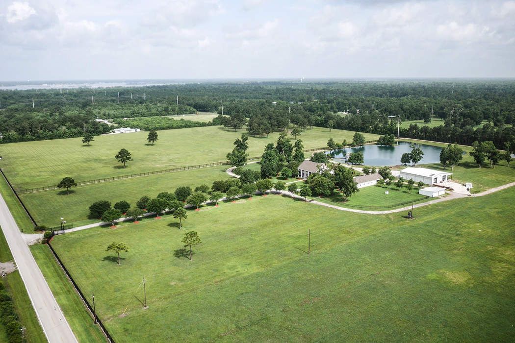 2107 Old Atascocita Road, Crosby, TX 77532 Martha Turner Sotheby's