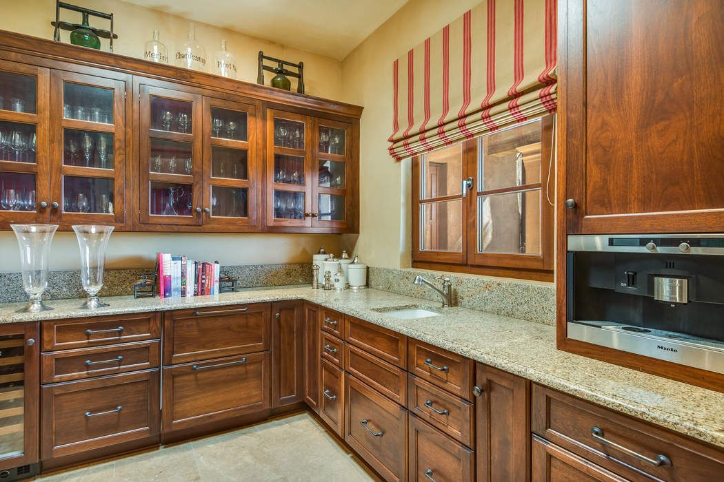 Hacienda Bella Vista, Santa Fe, NM 87506 Sotheby's International