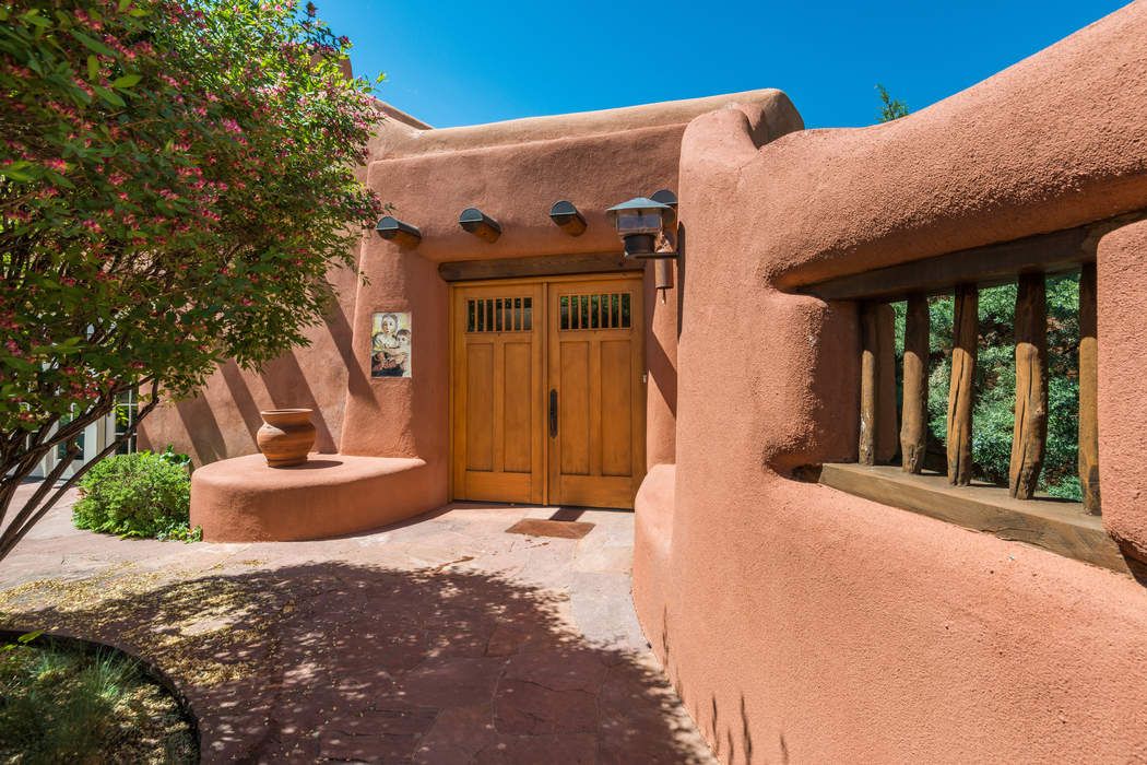 1006 Old Santa Fe Trail, Santa Fe, NM 87505 Sotheby's International