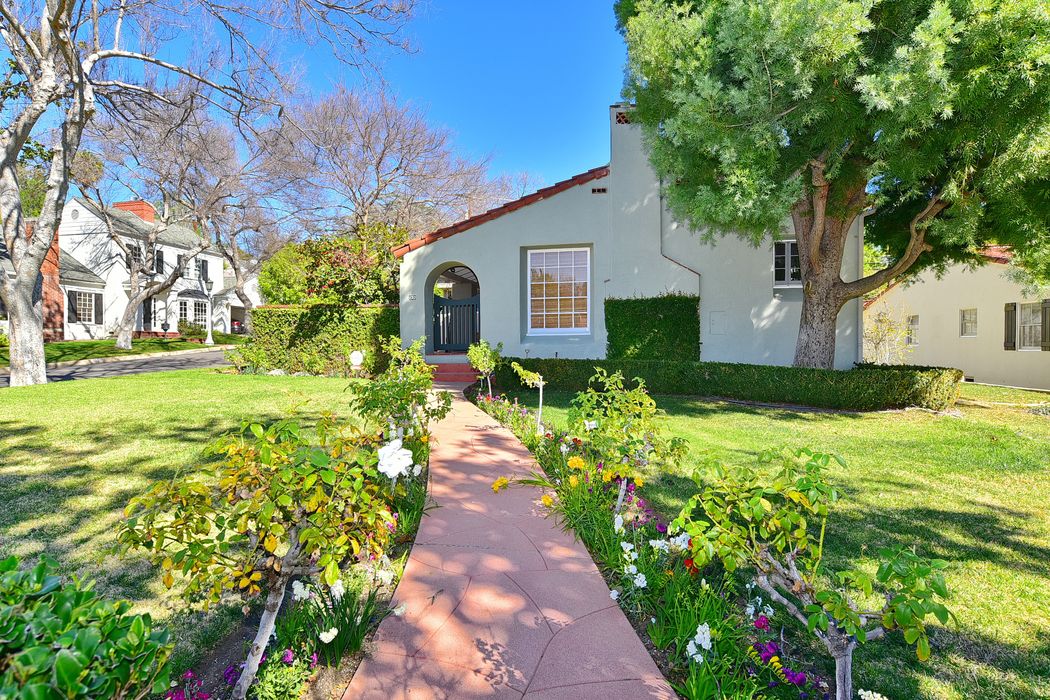 132 San Miguel Road, Pasadena, CA 91105 | Sotheby's International ...