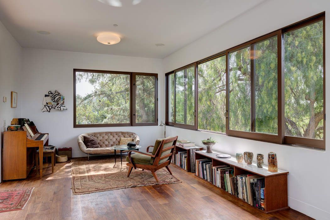 1942 Lemoyne Street, Los Angeles, CA 90026 Sotheby's International
