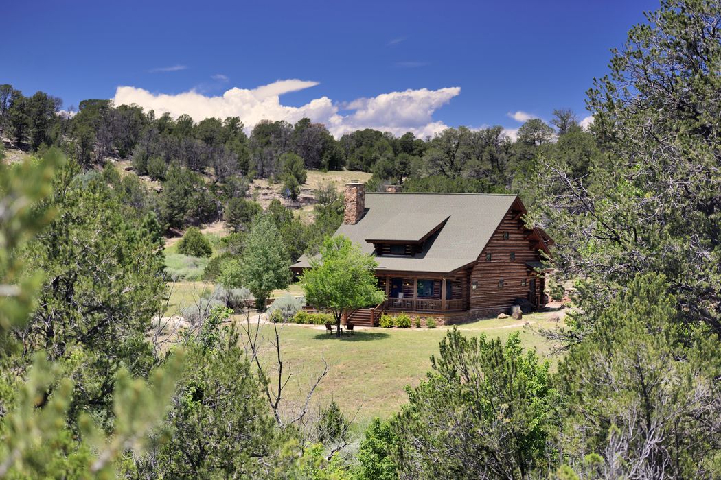 365 Calle Largo, San Jose, NM 87565 Sotheby's International Realty, Inc.
