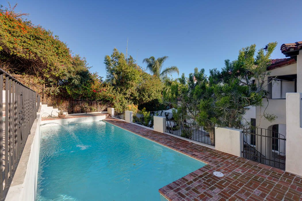 4447 Cromwell Avenue, Los Angeles, CA 90027 Sotheby's International Realty, Inc.