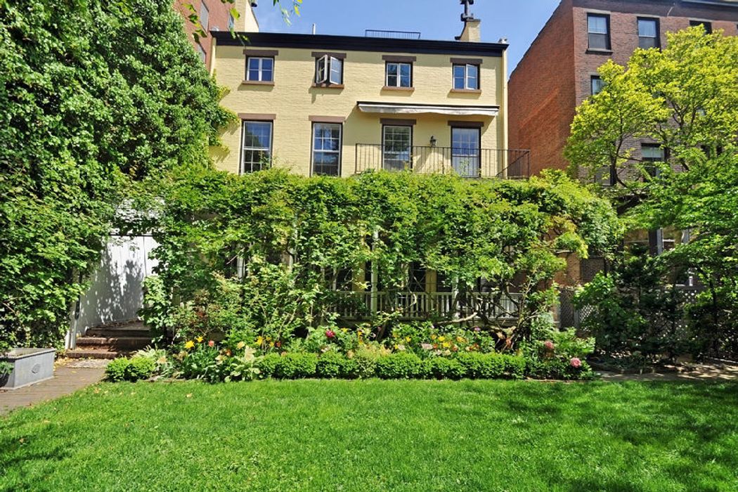 70 Willow Street Brooklyn, NY 11201 Sotheby's International Realty, Inc.