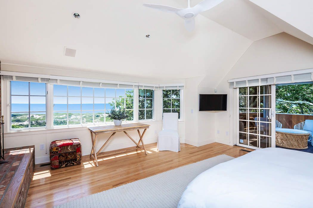 32 Windmill Lane, East Hampton, NY 11937 Sotheby's International