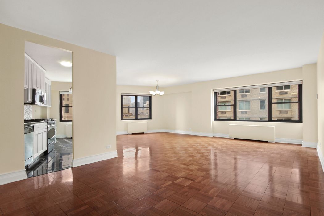 20 West 64th Street 20D, New York, NY 10023 Sotheby's International