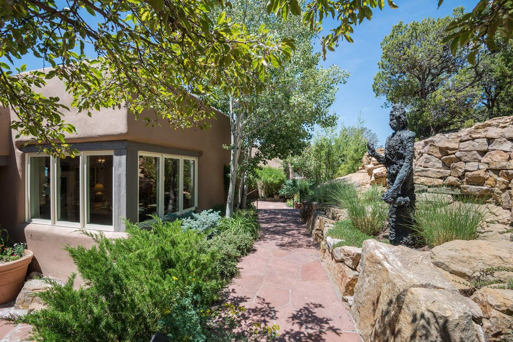 890 Paseo De Don Carlos, Santa Fe, NM 87501 | Sotheby's International ...