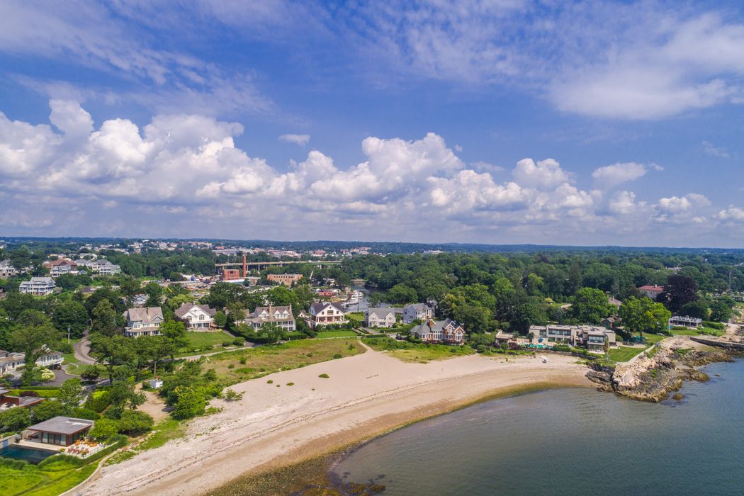 224 Byram Shore Road, Greenwich, CT 06830 Sotheby's International
