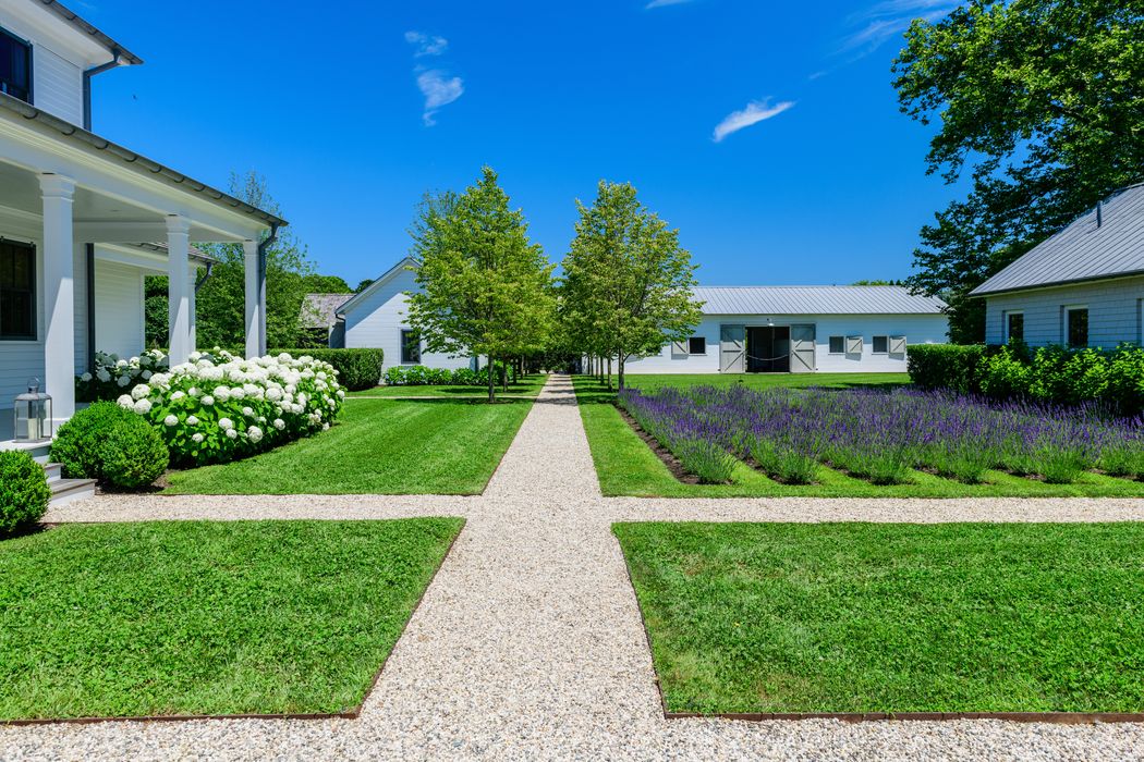 134 Narrow Lane East, Sagaponack, NY 11962 Sotheby's International