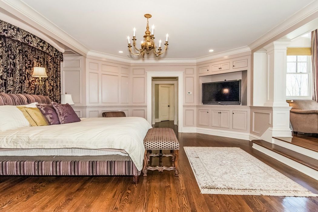 38 Hunting Ridge Lane, Wilton, CT 06897 Sotheby's International