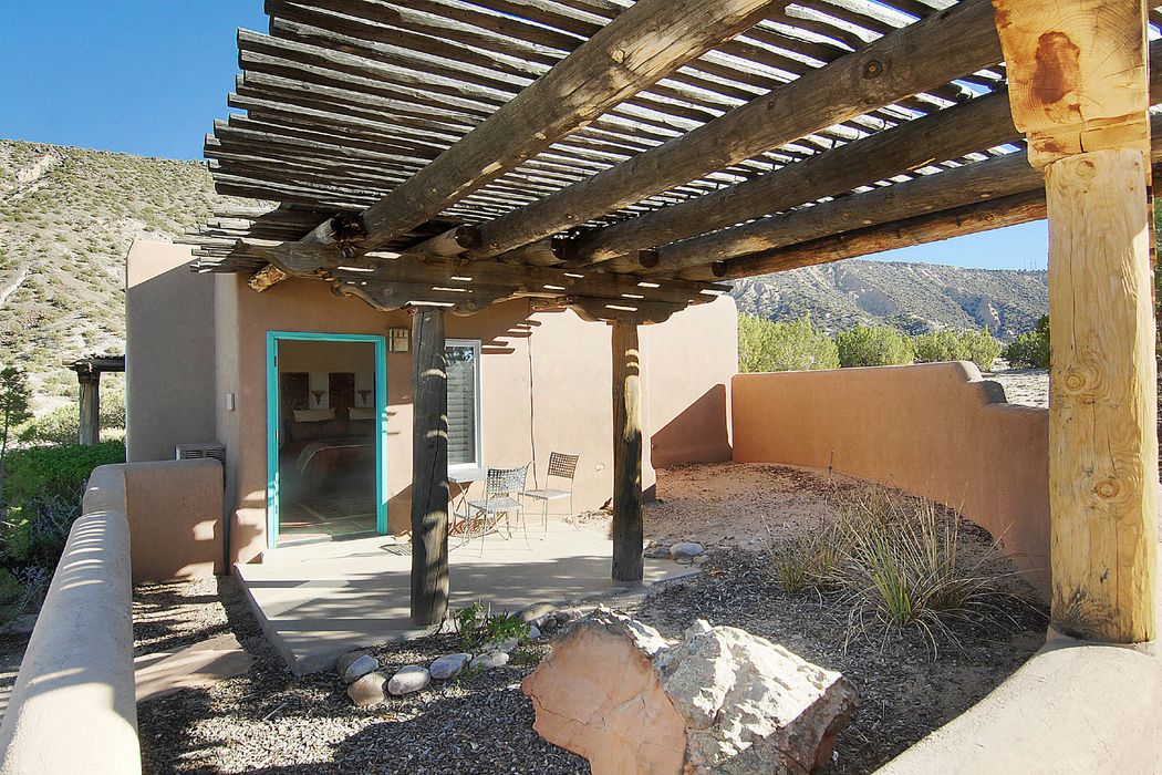 20a Casita Drive, Ojo Caliente, NM 87549 Sotheby's International