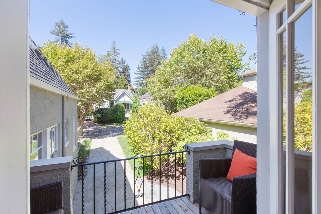 1185 Trestle Glen Rd , Oakland, CA 94610 Sotheby's International