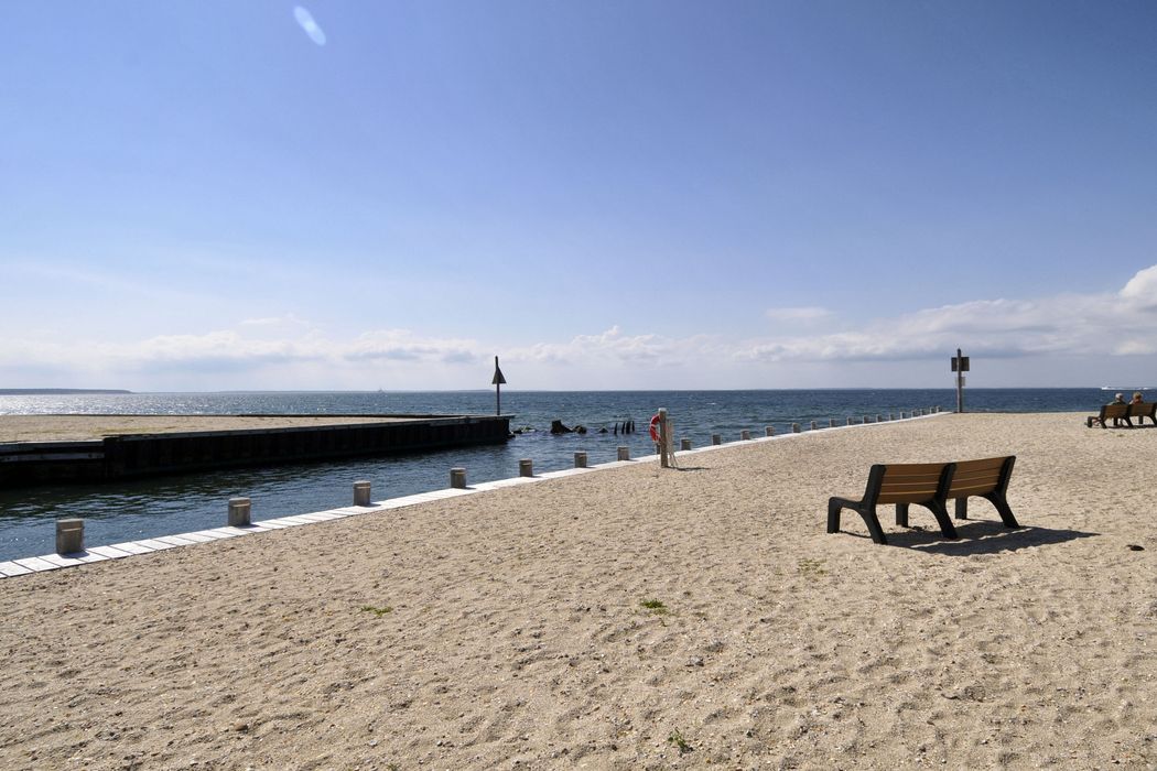 Clearwater Getaway East Hampton, NY 11937 Sotheby's International