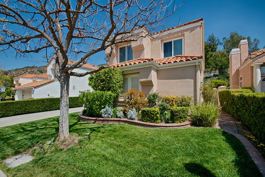 972 Calle Del Pacifico, Glendale, CA 91208 Sotheby's International