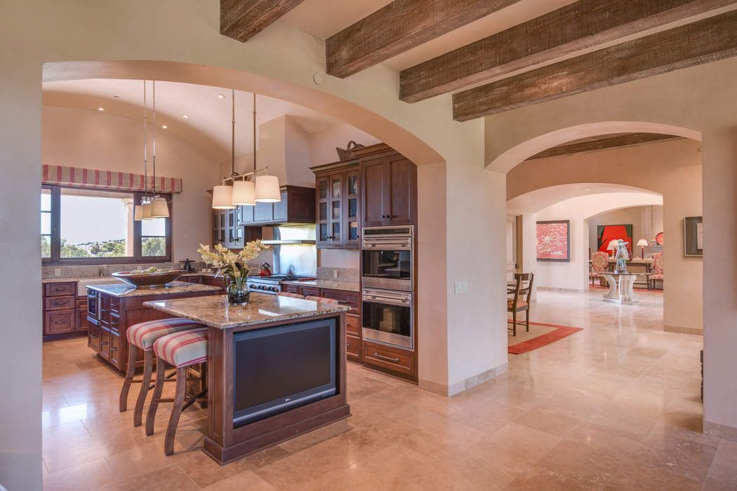 Hacienda Bella Vista, Santa Fe, NM 87506 Sotheby's International