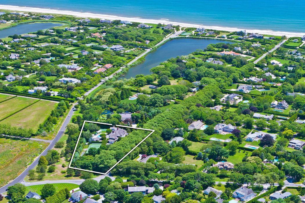 20 Wyandach Lane, Southampton, NY 11969 Sotheby's International