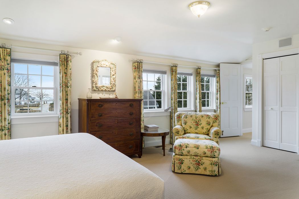 19 Ocean Avenue, Hyannisport, MA 02647 Sotheby's International Realty