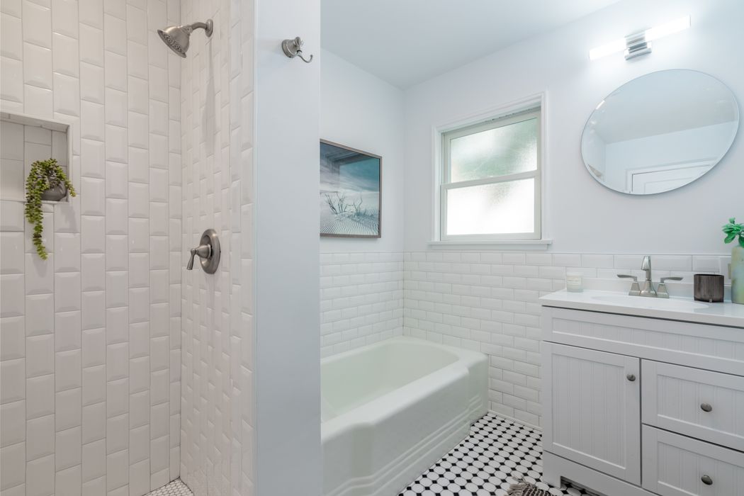 6320 Church Street Los Angeles, CA 90042