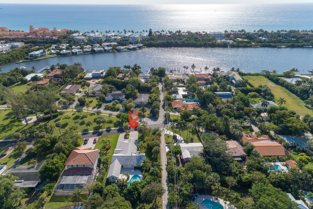 433 S Atlantic Drive, Hypoluxo Island, FL 33462 Sotheby's