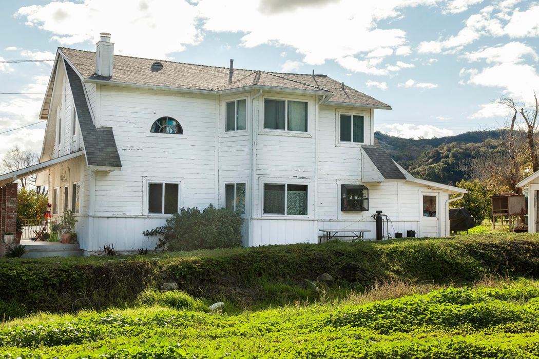 Historic Home on 16 Acres of Farm Land Fillmore, CA 93015 Sotheby's