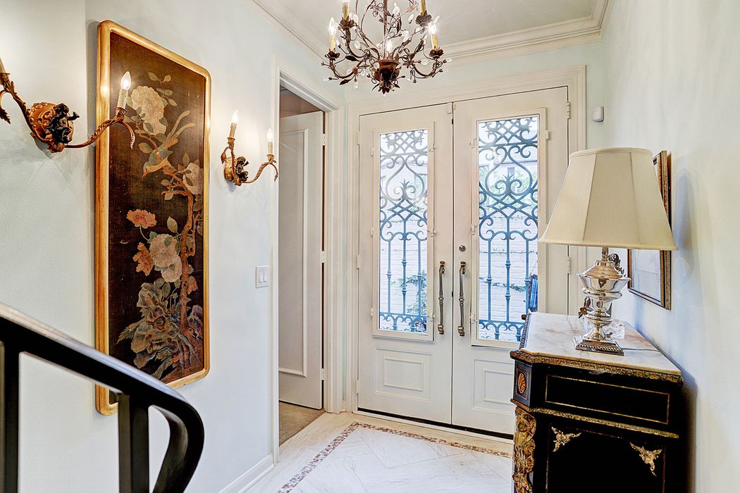 2111 Fulham Court Houston Tx 77063 Martha Turner Sotheby S Image 4