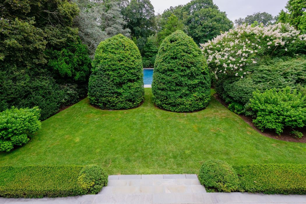 East Hampton Village East Hampton, NY 11937 Sotheby's International