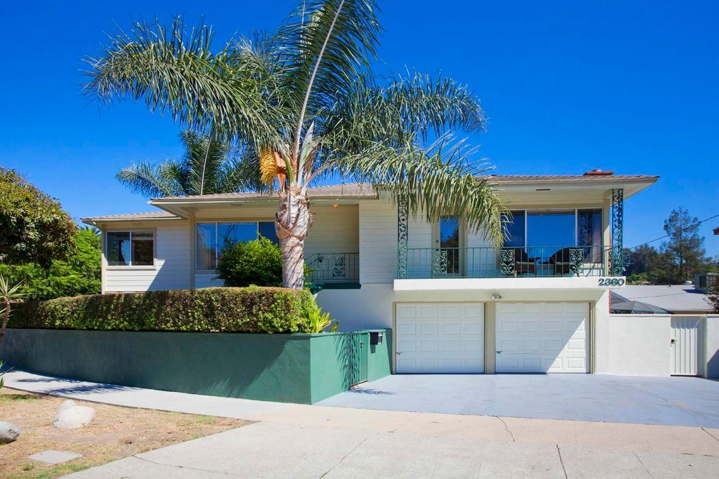 2360 Silver Lake Blvd., Los Angeles, CA 90039 Sotheby's International