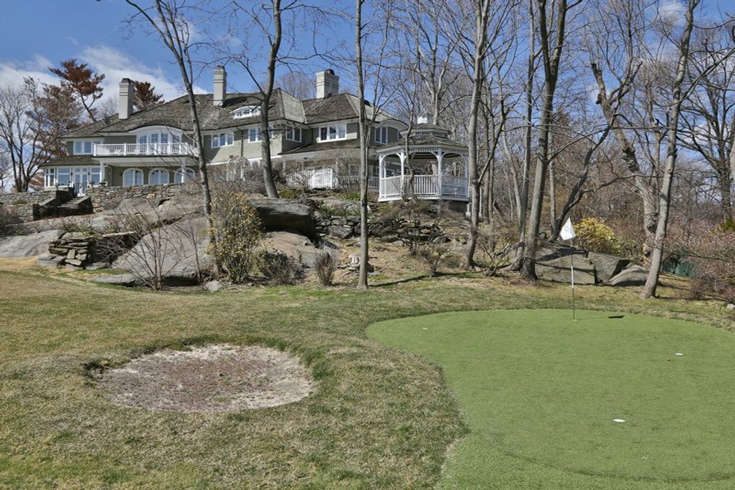 81 Byram Shore Road, Greenwich, CT 06830 Sotheby's International